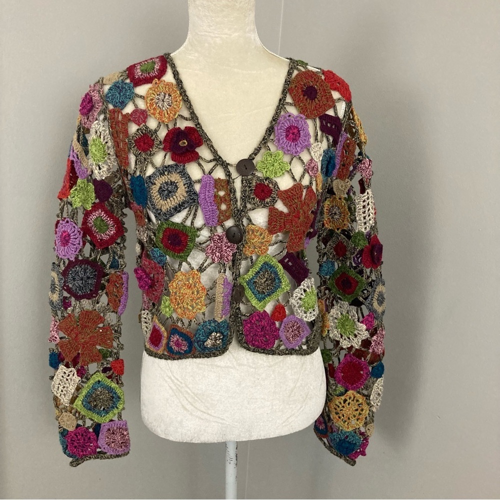 Y2K crochet cardigan sweater Marissa Christina 3D artsy floral fairy festival M